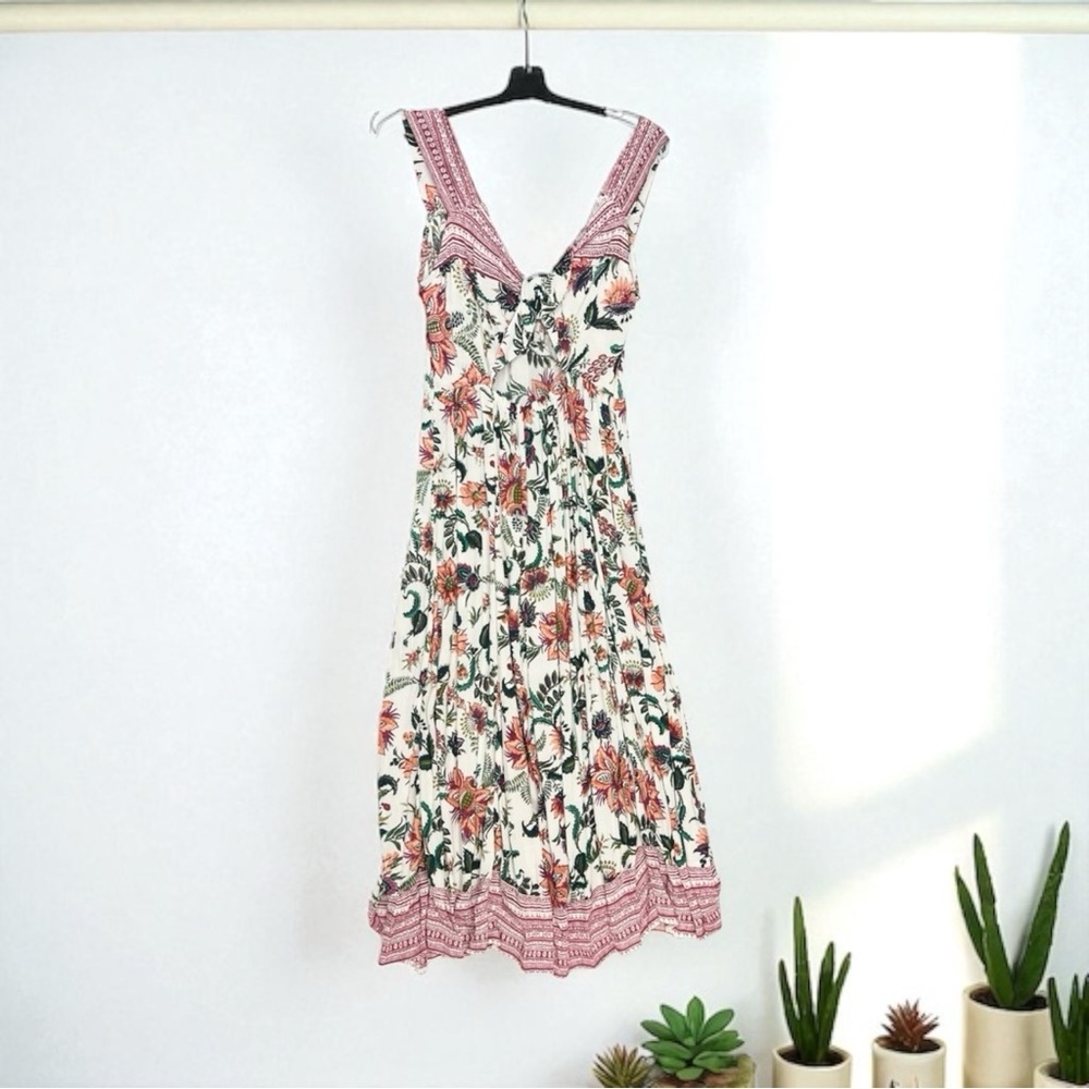 Sleeveless Milkmaid Sundress with Side Slit. Size Large